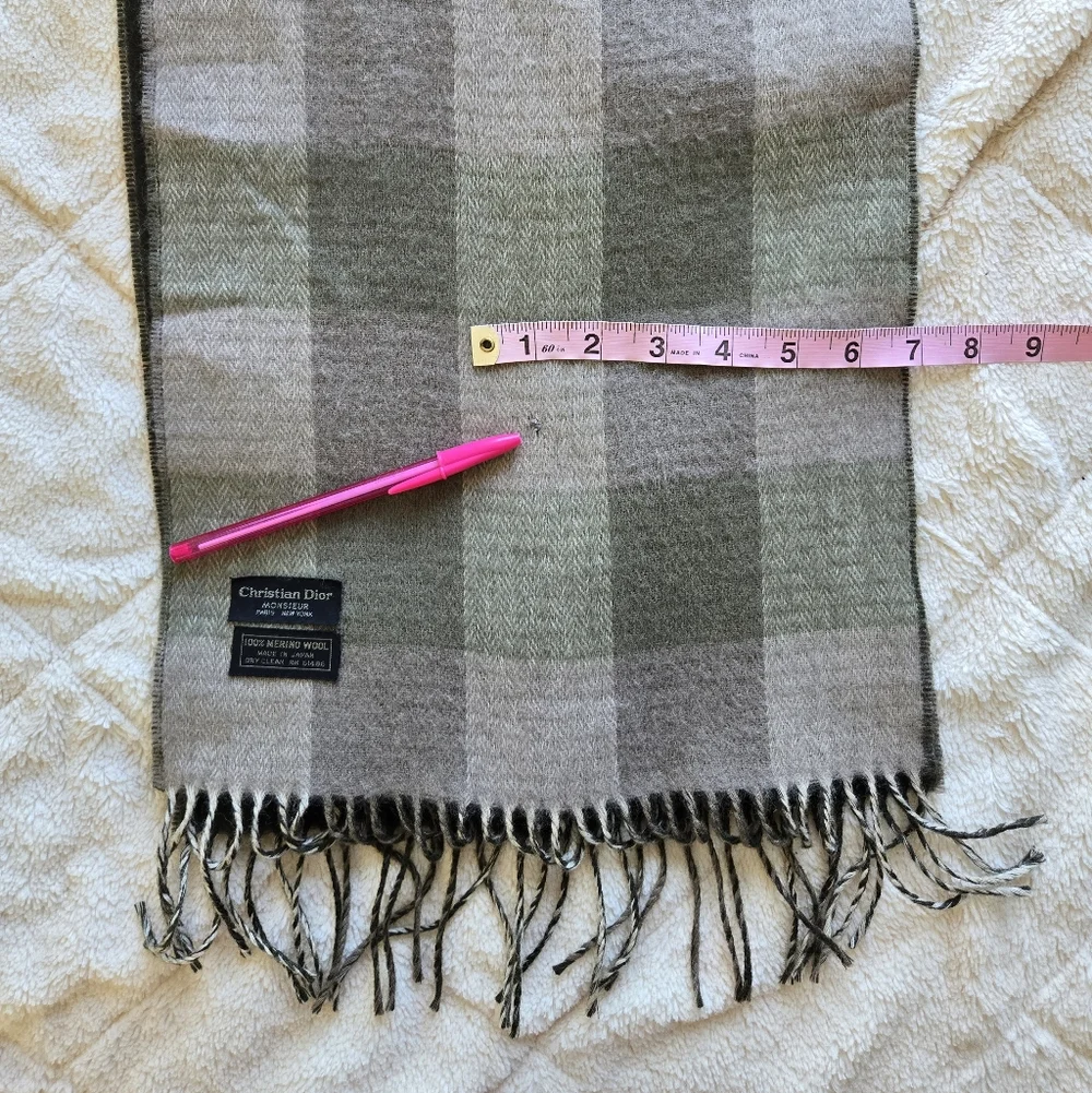 Christian Dior Merino Wool 100% Made In Japan Scarf Green Olive Color One Size